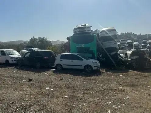 גרר לפירוק רכבים