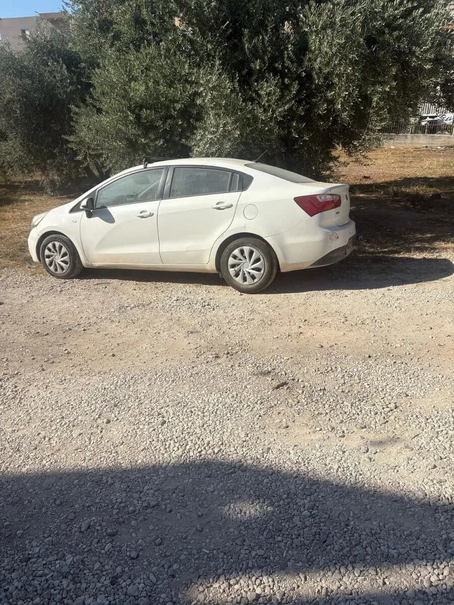 car-12