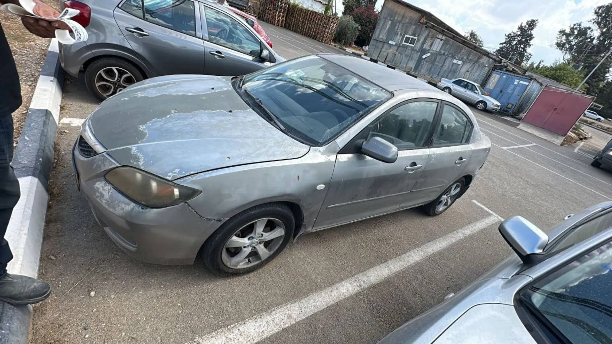 רכב שנקנה לפירוק בחיפה — 15