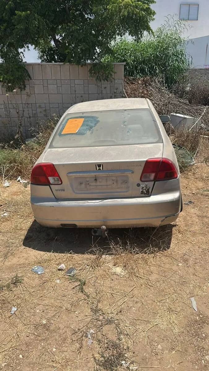 רכב שנקנה לפירוק בחיפה — 19