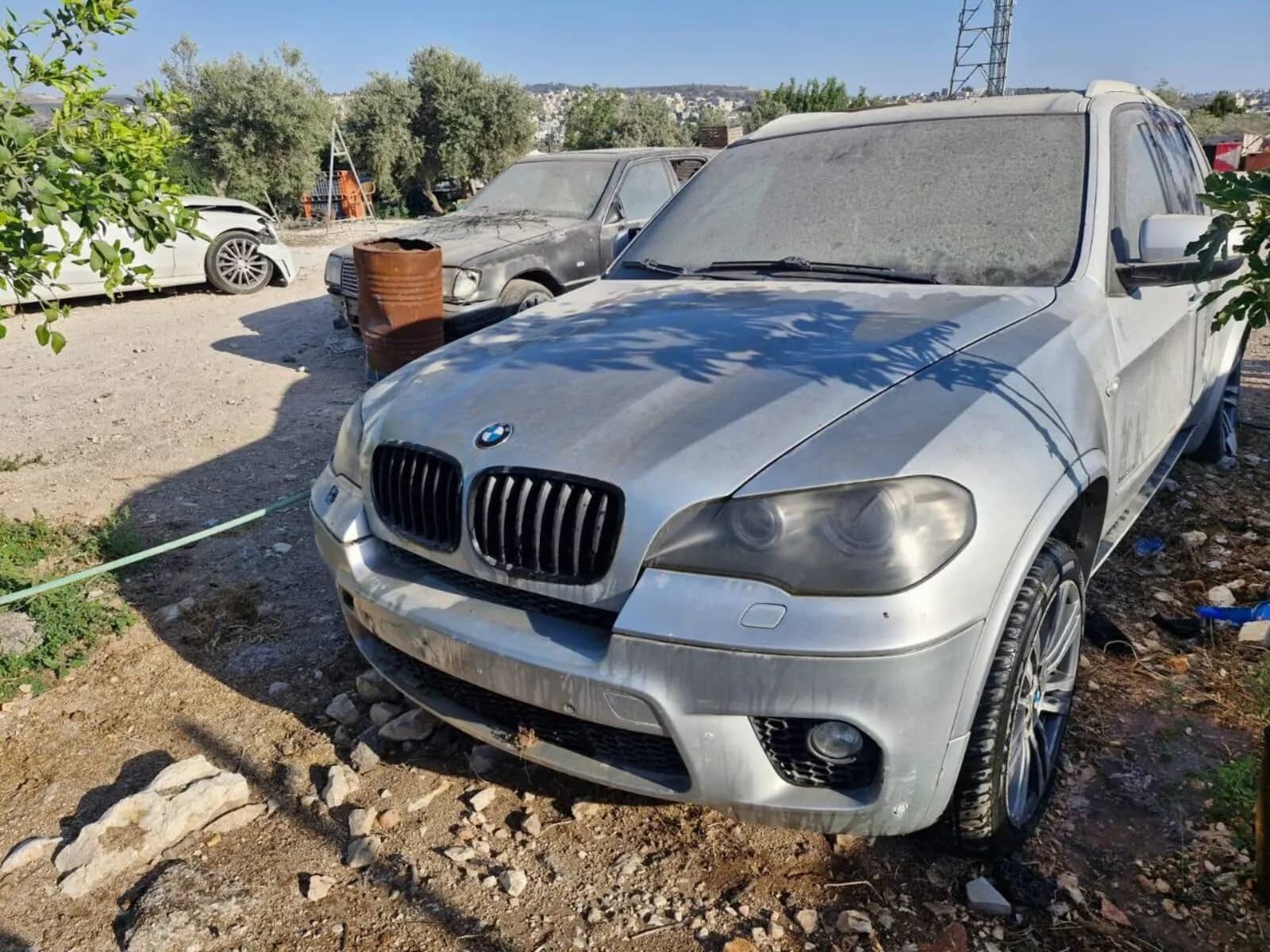 רכב שנקנה לפירוק בחיפה — 21