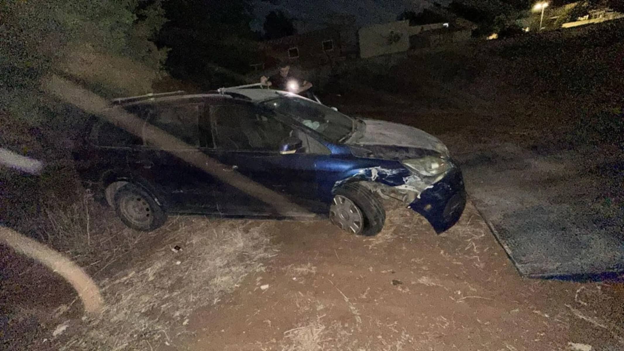 רכב שנקנה לפירוק בחיפה — 26