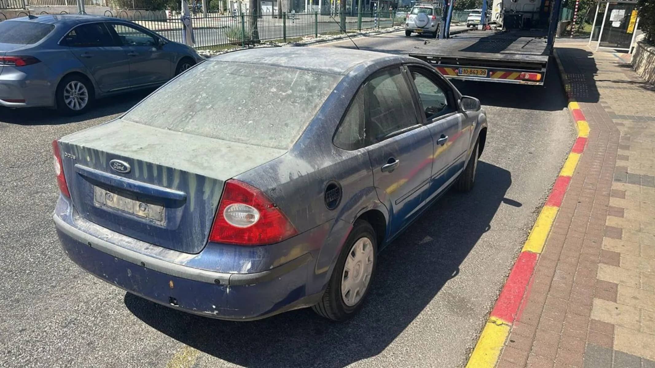 רכב שנקנה לפירוק בחיפה — 35
